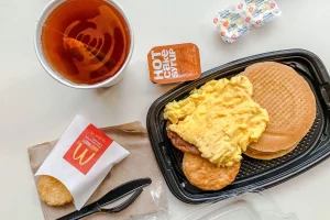 McDonalds-breakfast-platter